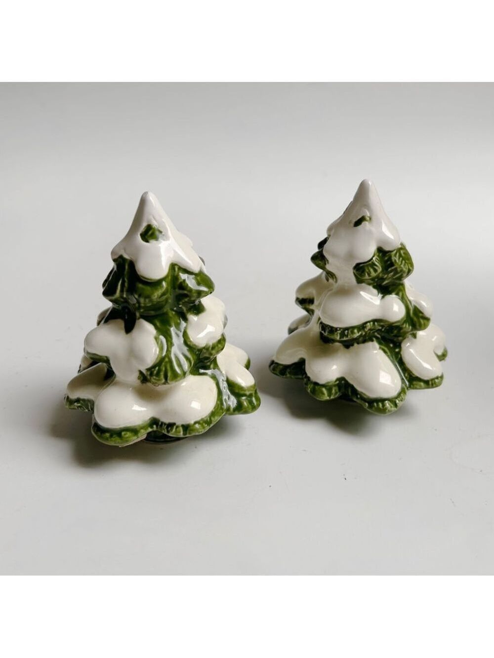 Fitz and Floyd Ceramic Snow Covered Christmas Trees - Picture 6 of 8
